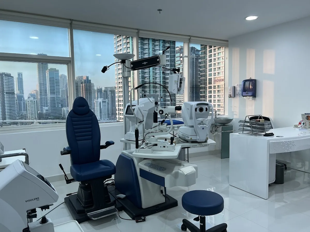 New Al Shefa Clinic JLT - Aesthetic Plastic Surgery Dubai - Cosmetic Surgery photo 3