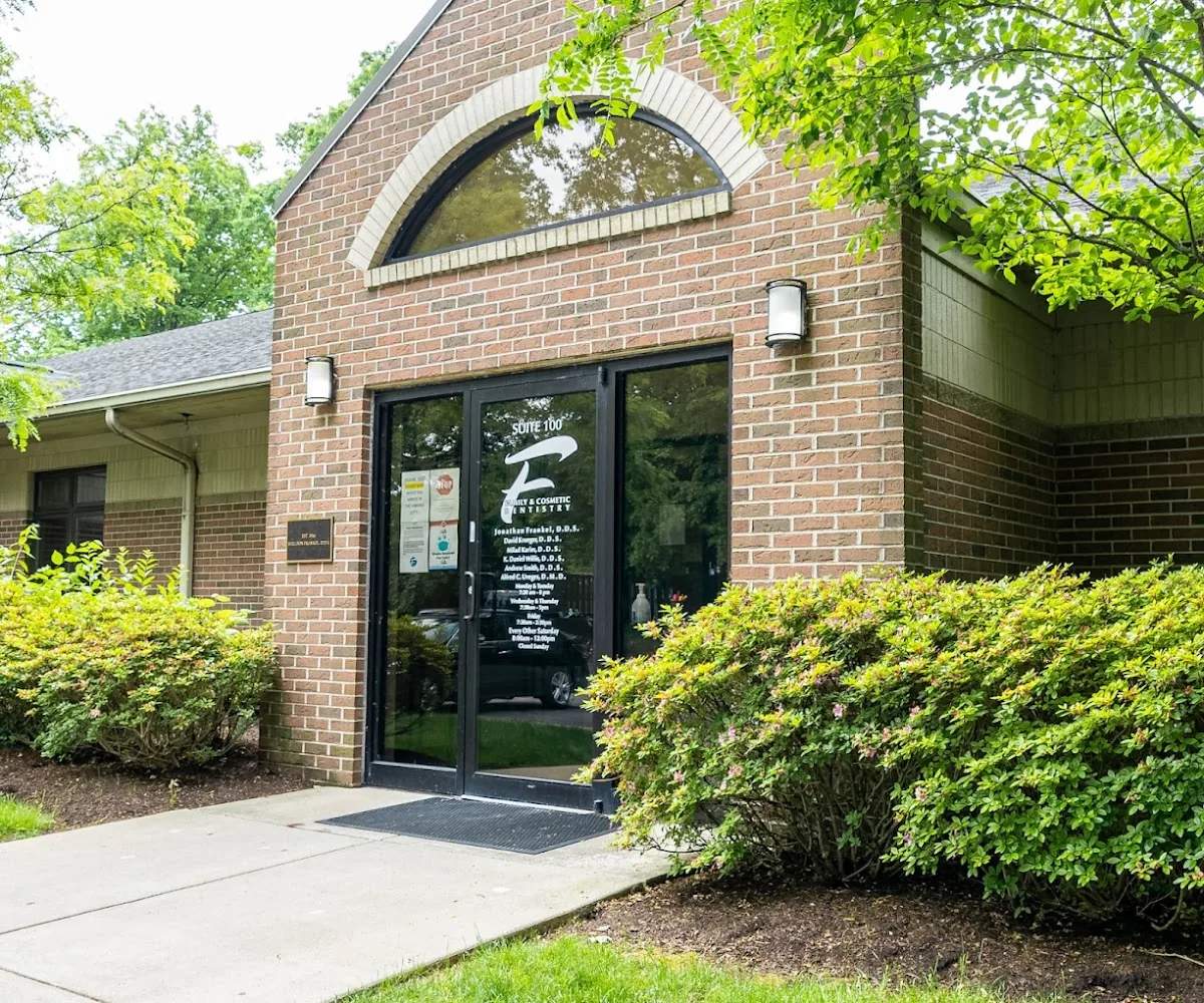 Jon Frankel Dentistry photo 3