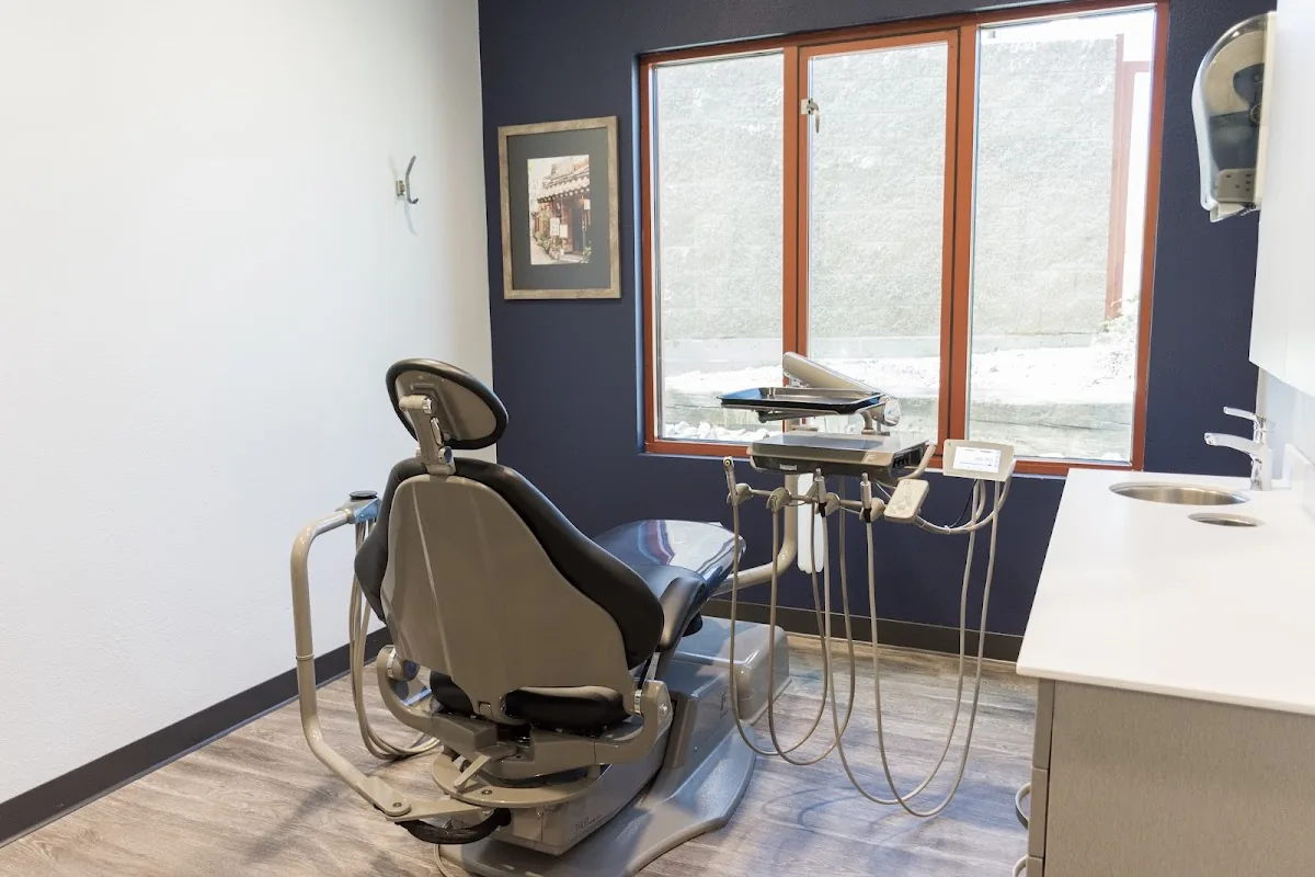 Kneeland Dental Care, LLC. photo 3