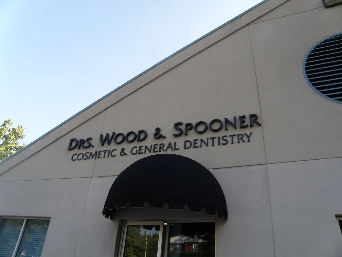 Spooner & Mills Cosmetic and General Dentistry photo 2