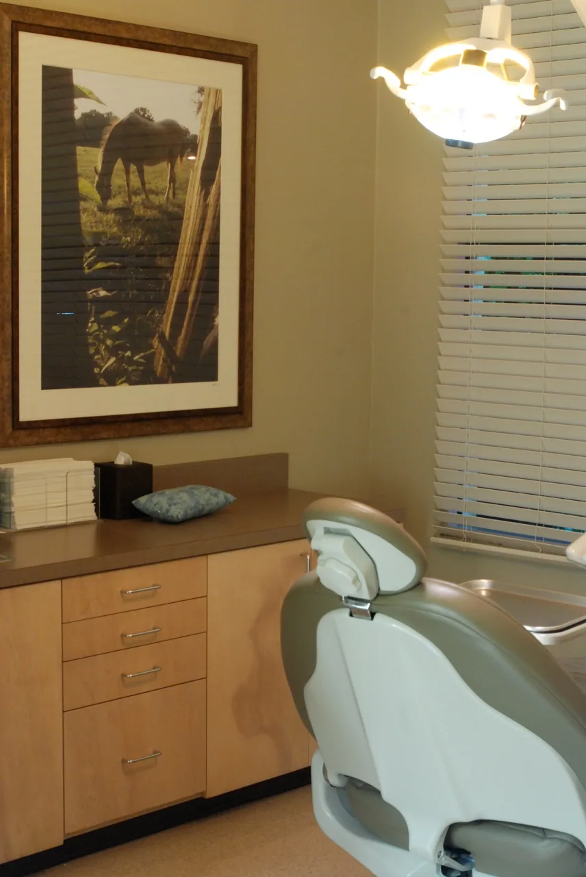 Spooner & Mills Cosmetic and General Dentistry photo 3