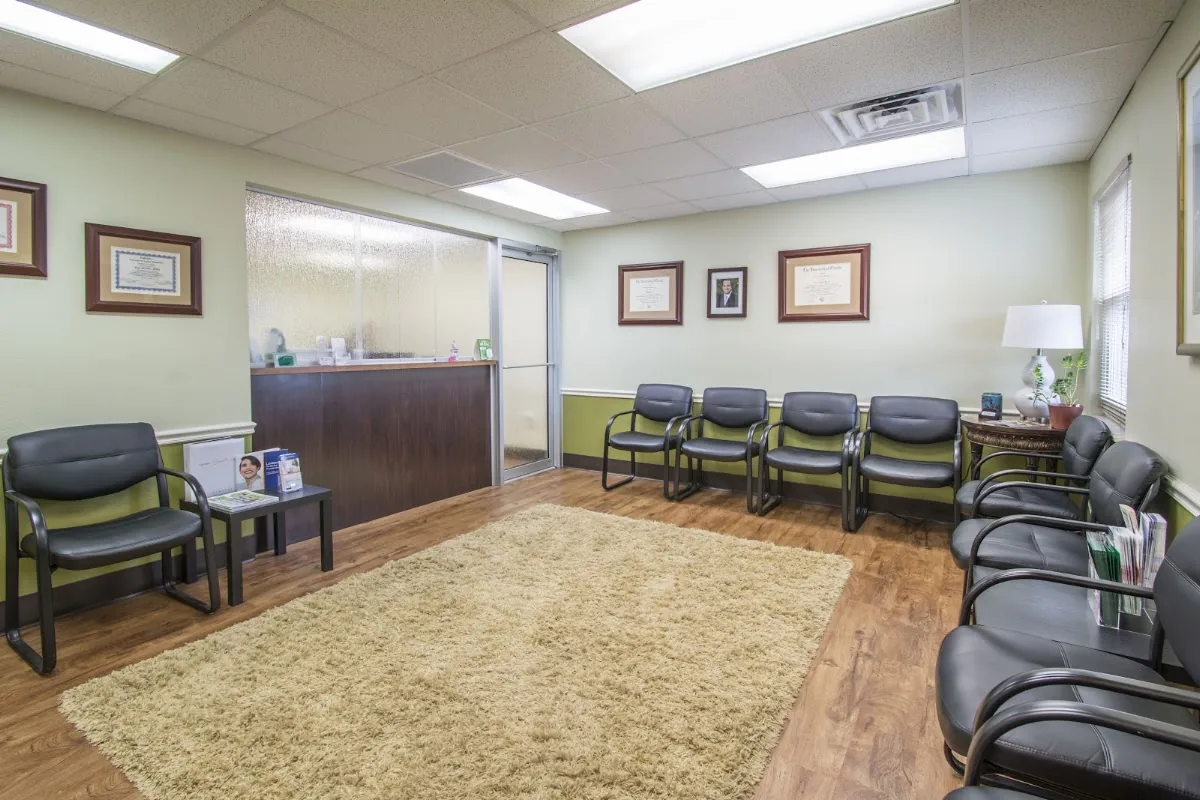 Dental Associates of Florida - Tampa photo 2