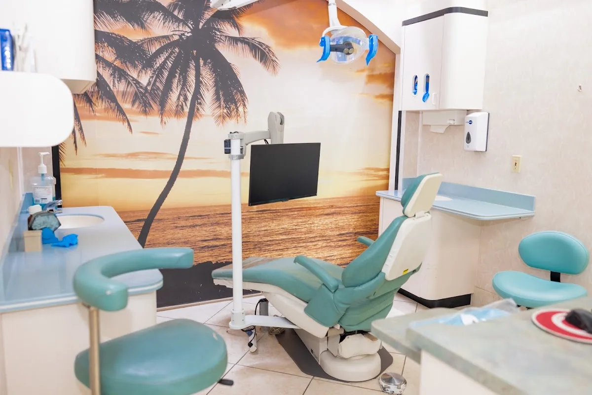 Agoka Dental photo 1