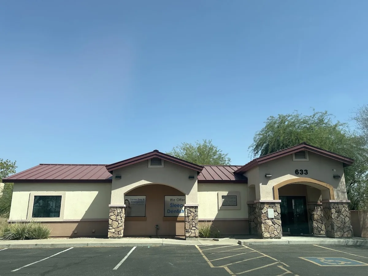 Glisten Dental Mesa photo 3
