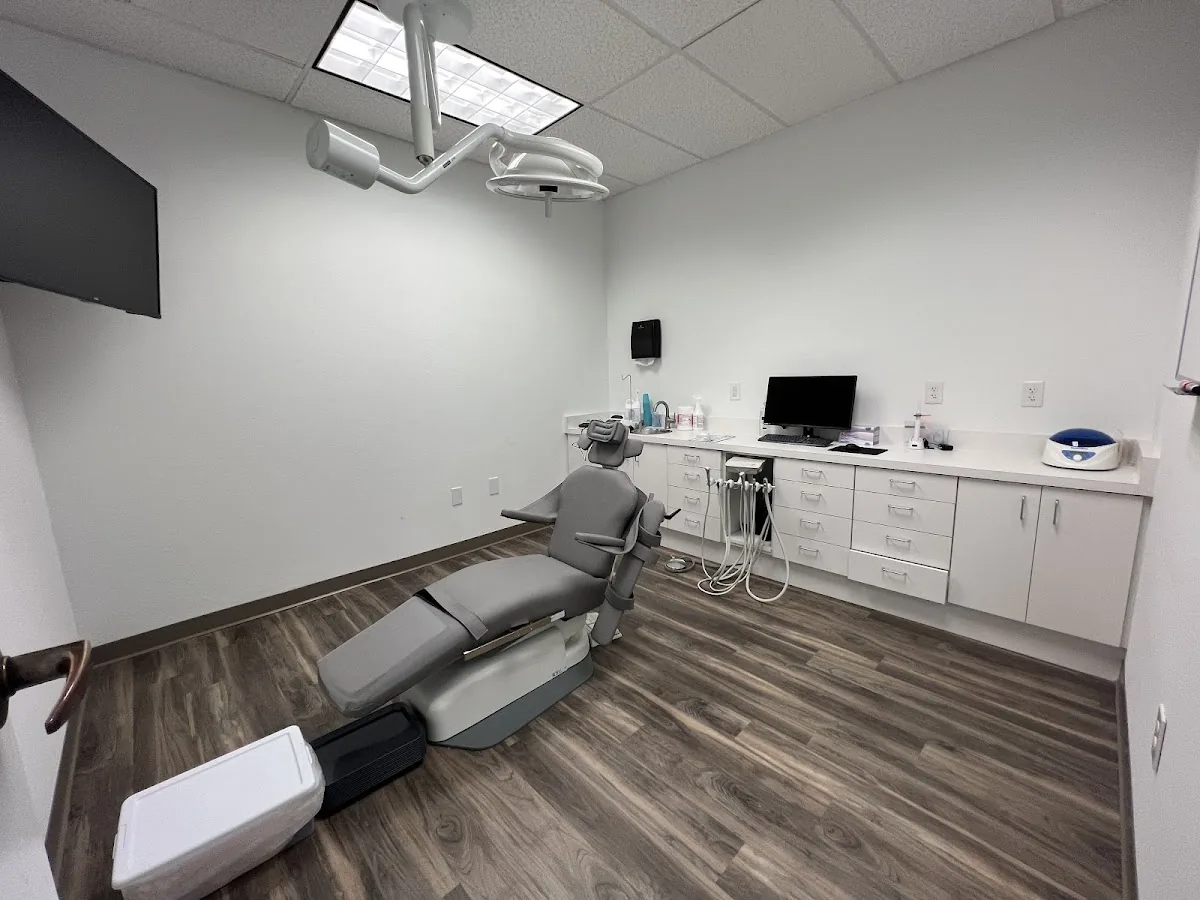 Nuvia Dental Implant Center photo 2