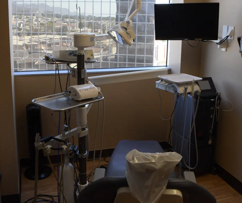 Nima Ebrahimi, DDS - Periodontist in Los Angeles photo 3