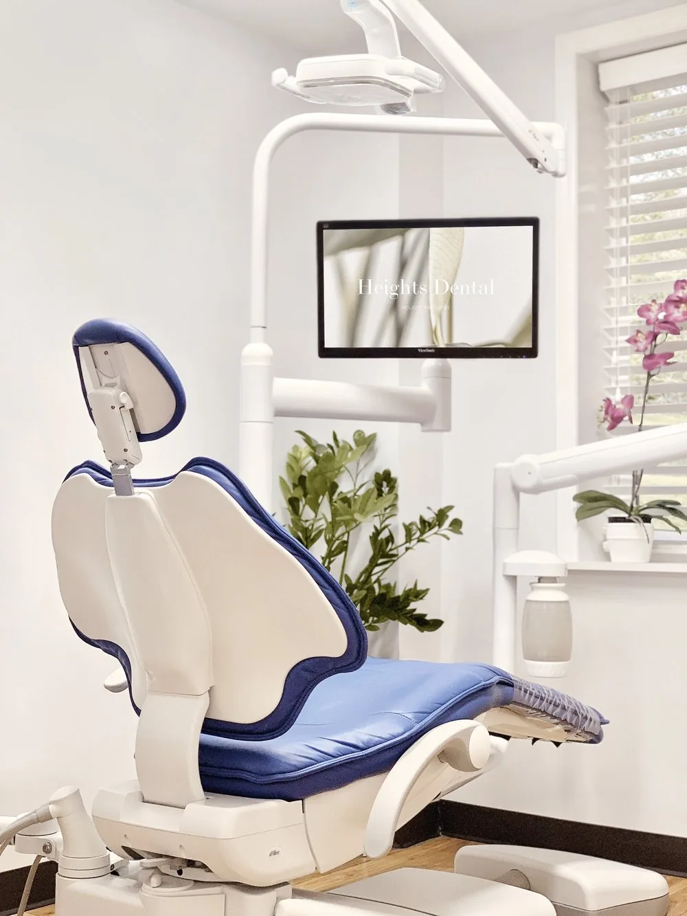 Heights Dental photo 1