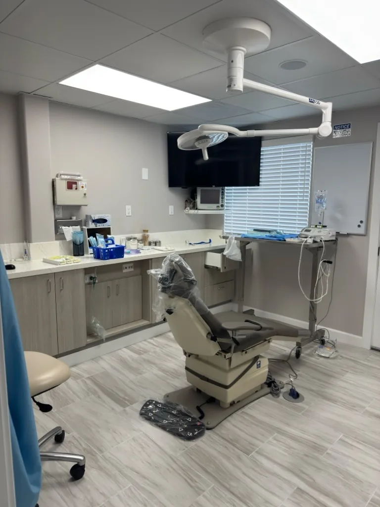 YJ OMS Dental Implants & Oral Surgery photo 2