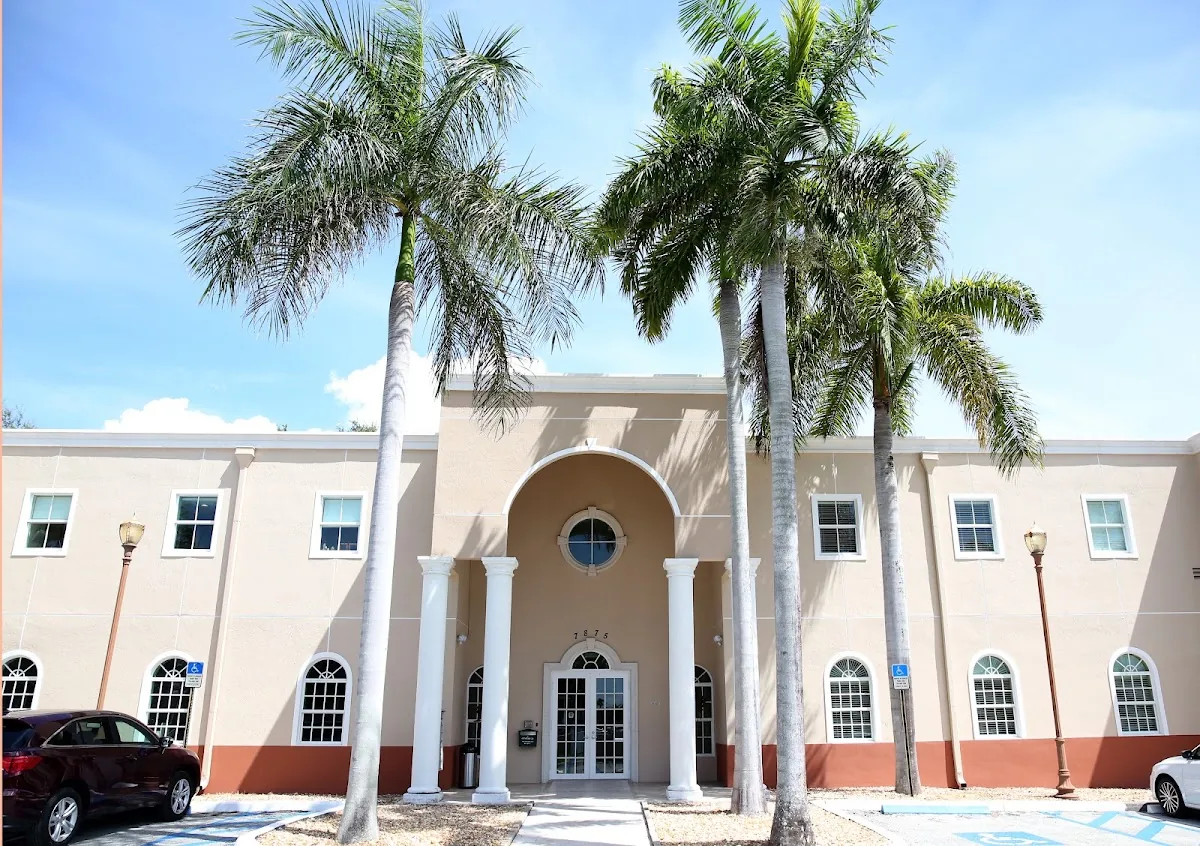 Miami Dentistry Center - Georgina Merlo-Quiñones DMD photo 2