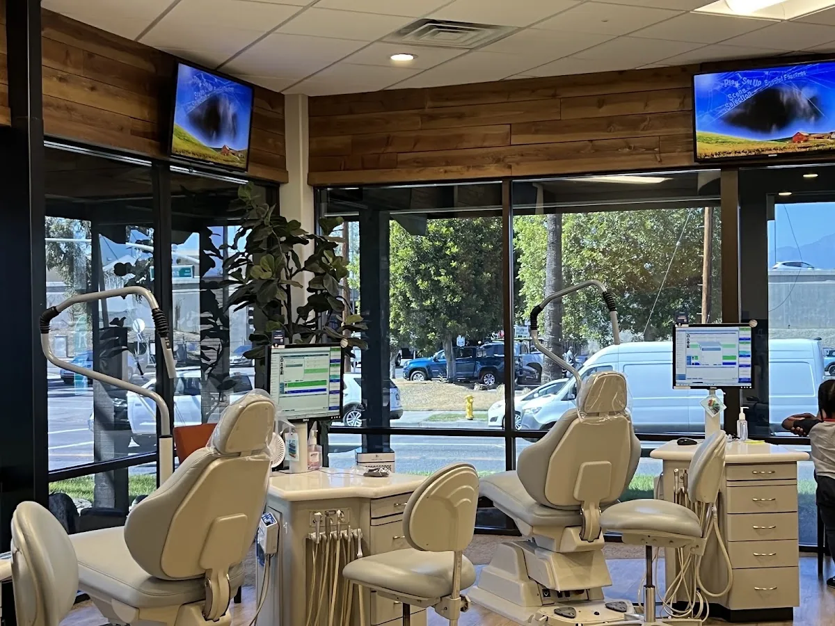 Larson Orthodontics Riverside photo 2