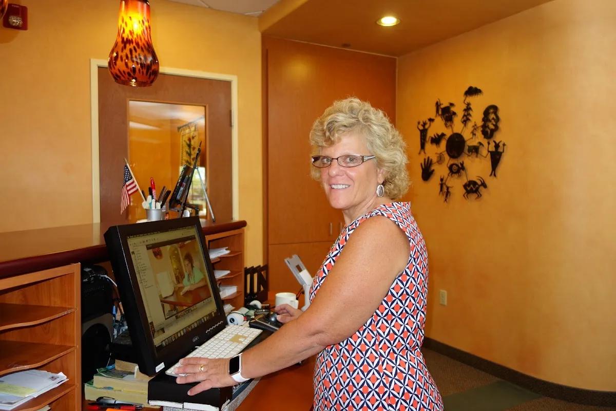 Phamous Smiles Family Cosmetic and Implant Dentistry photo 3