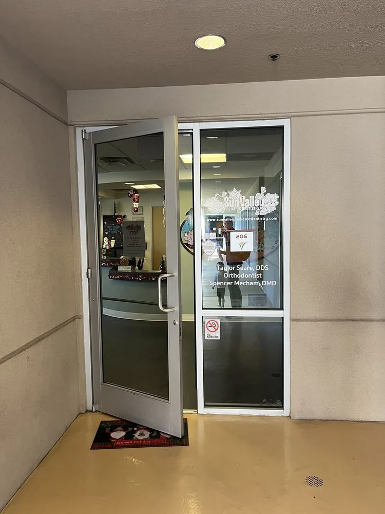 Sun Valley Pediatric Dentistry - Mesa photo 1
