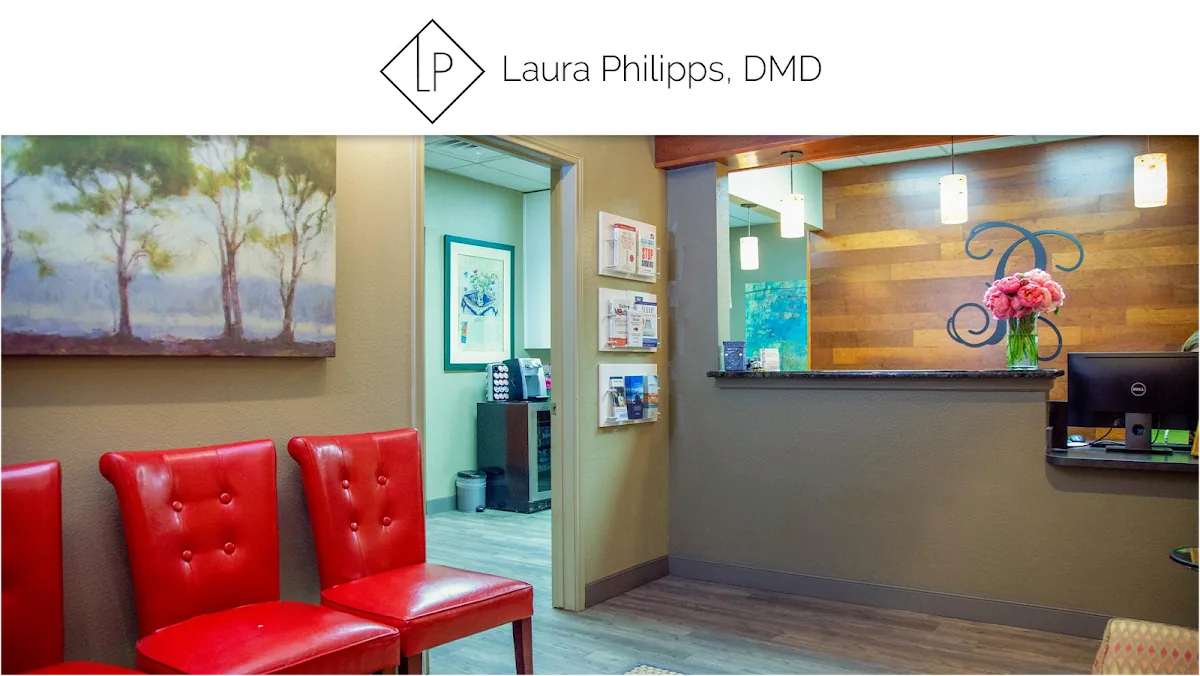 Laura Philipps, DMD