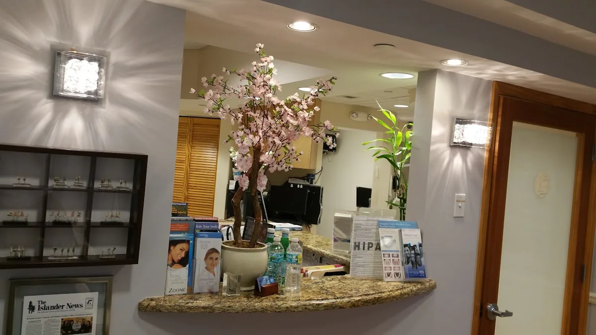 Brickell Avenue Cosmetic & Holistic Dentistry photo 2