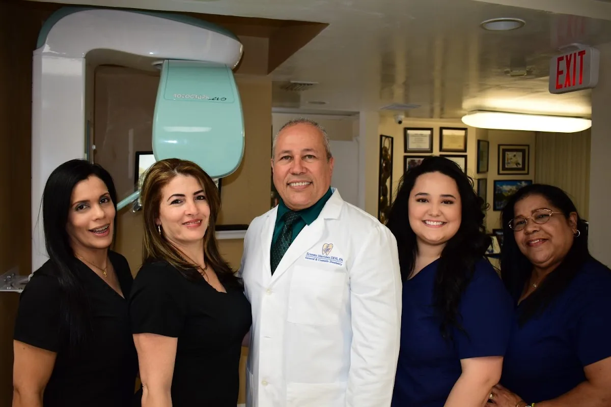 EM Dental Corp - Ernesto Martinez D.D.S photo 2