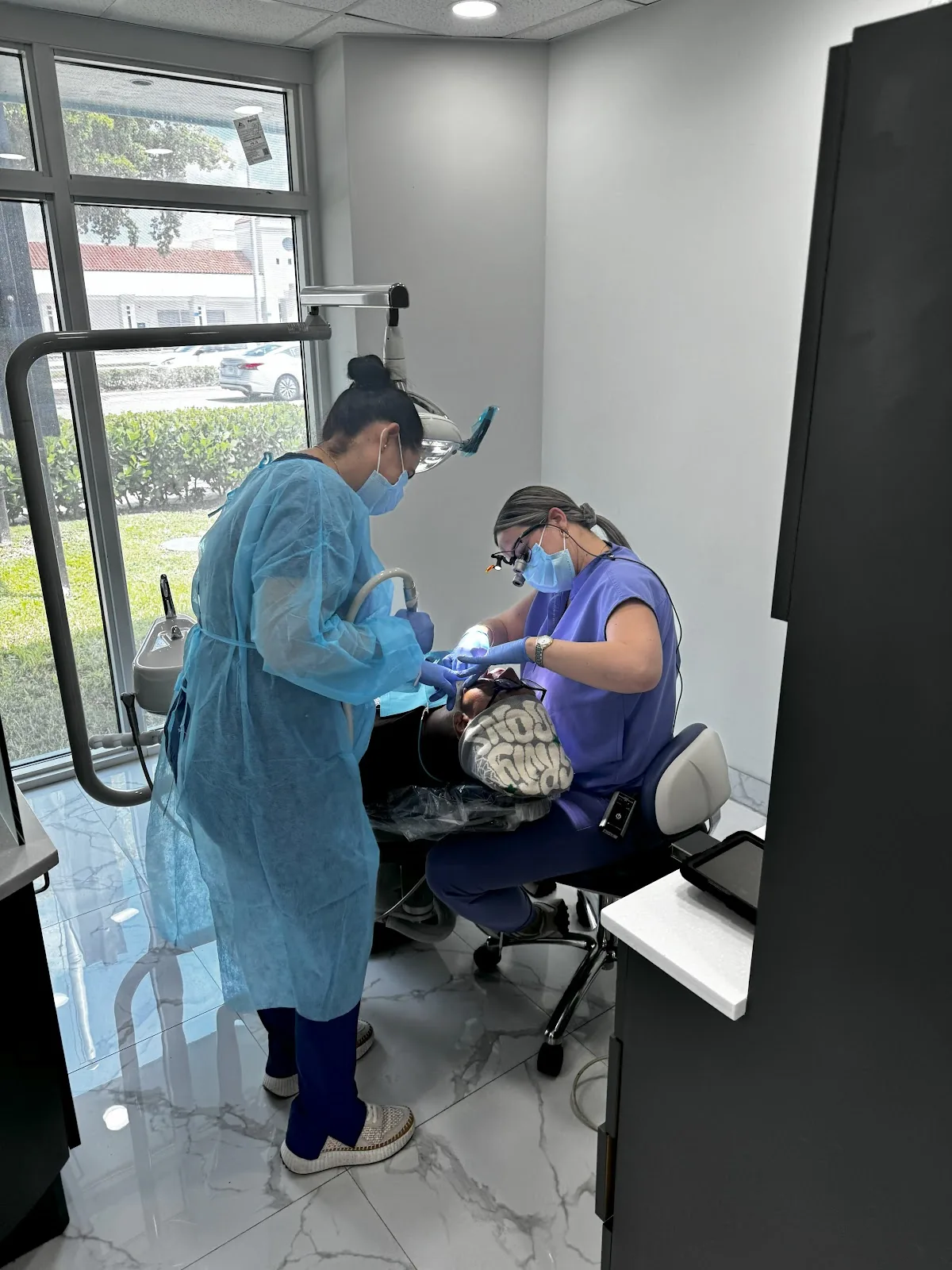 Lobaina Dental photo 3
