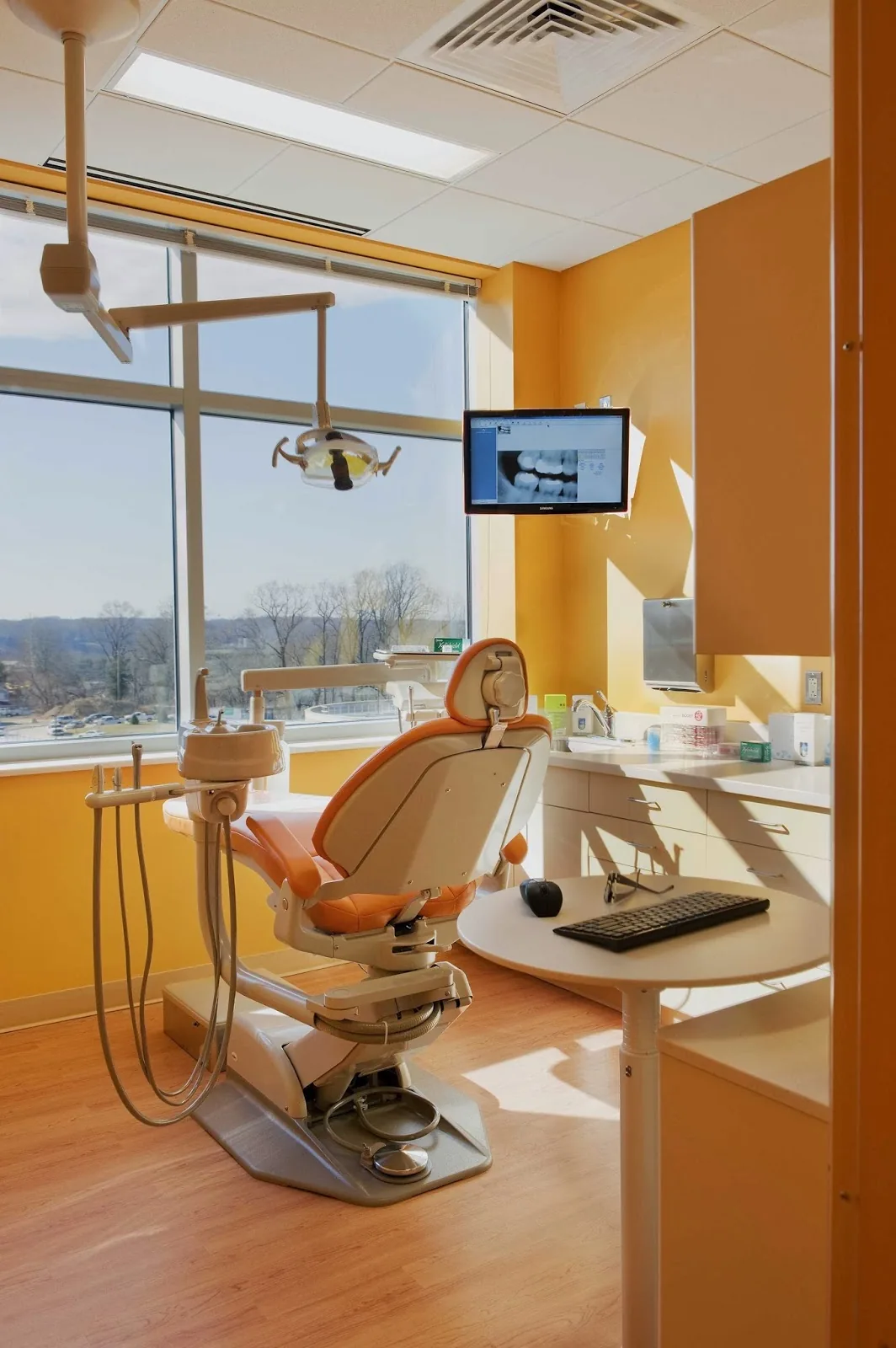 Capital Dental: Stephen W. Varney, DDS