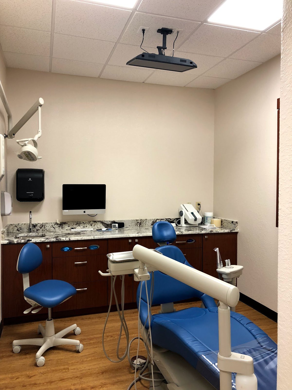 Royalteeth Family Dental photo 5
