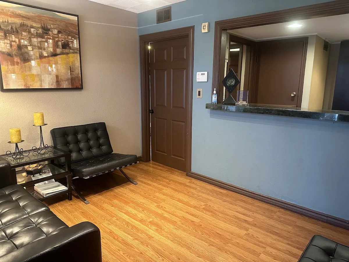 Elite Dental Care (Parizad Seraj DDS)