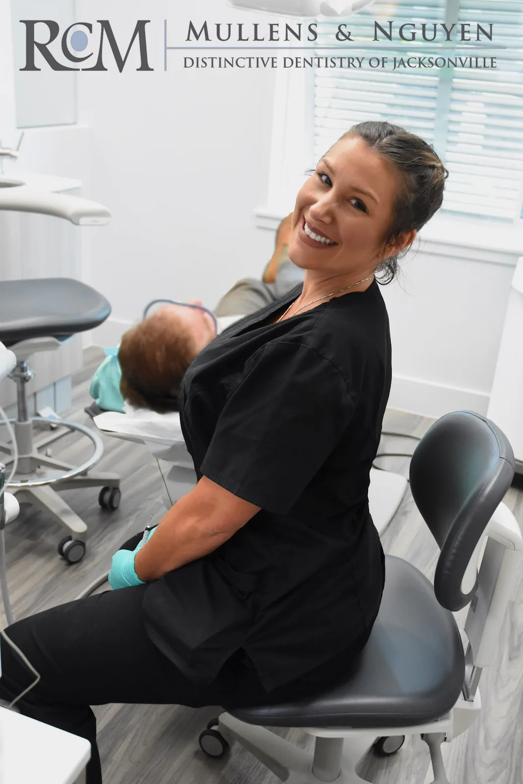 Distinctive Dentistry by Mullens & Nguyen photo 2