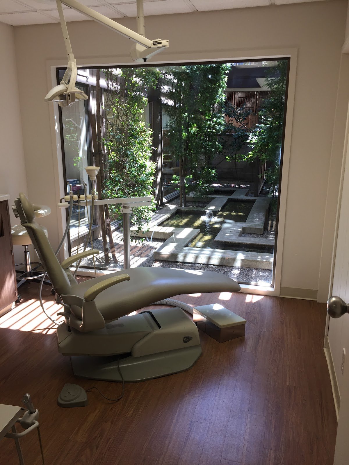 Dr.'s Wakasa & Carlsmith