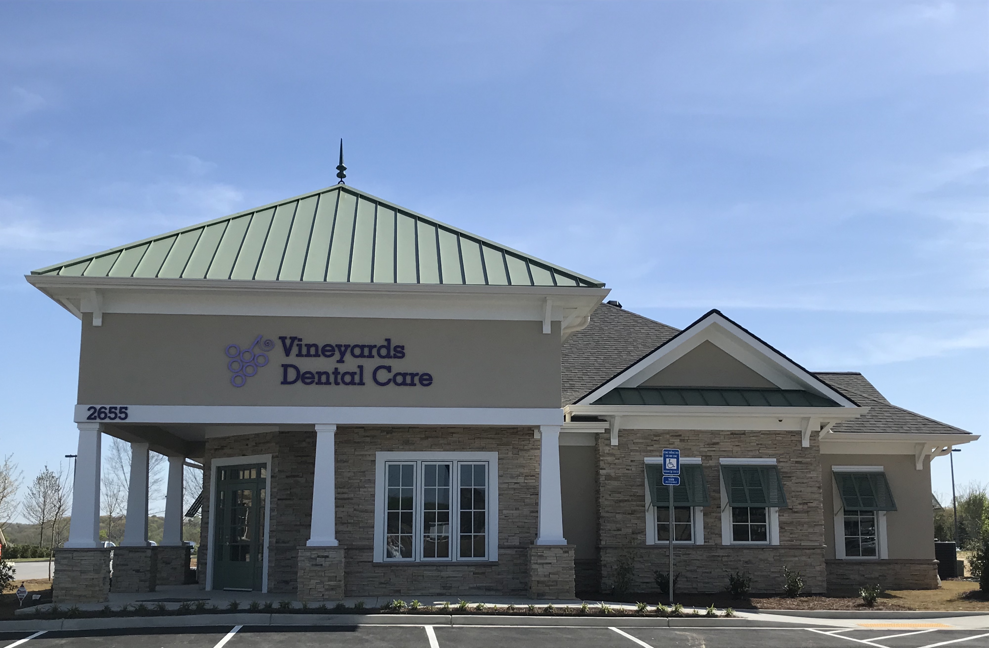 Vineyards Dental Care: Ilisa Stern, DMD