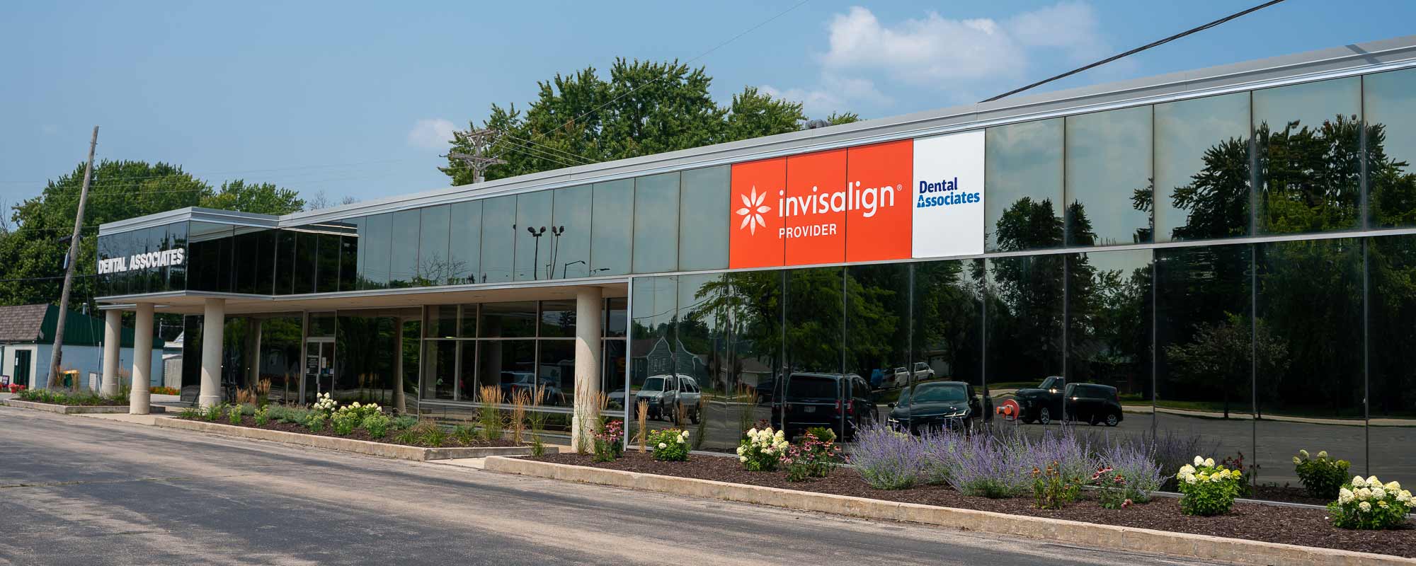 Dental Associates Ltd: Perry Debra DDS