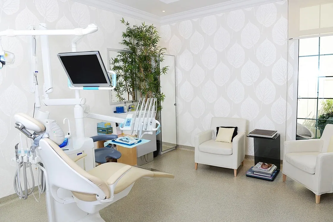 Dr. Michael's Dental Clinic - Umm Suqeim Dubai photo 3