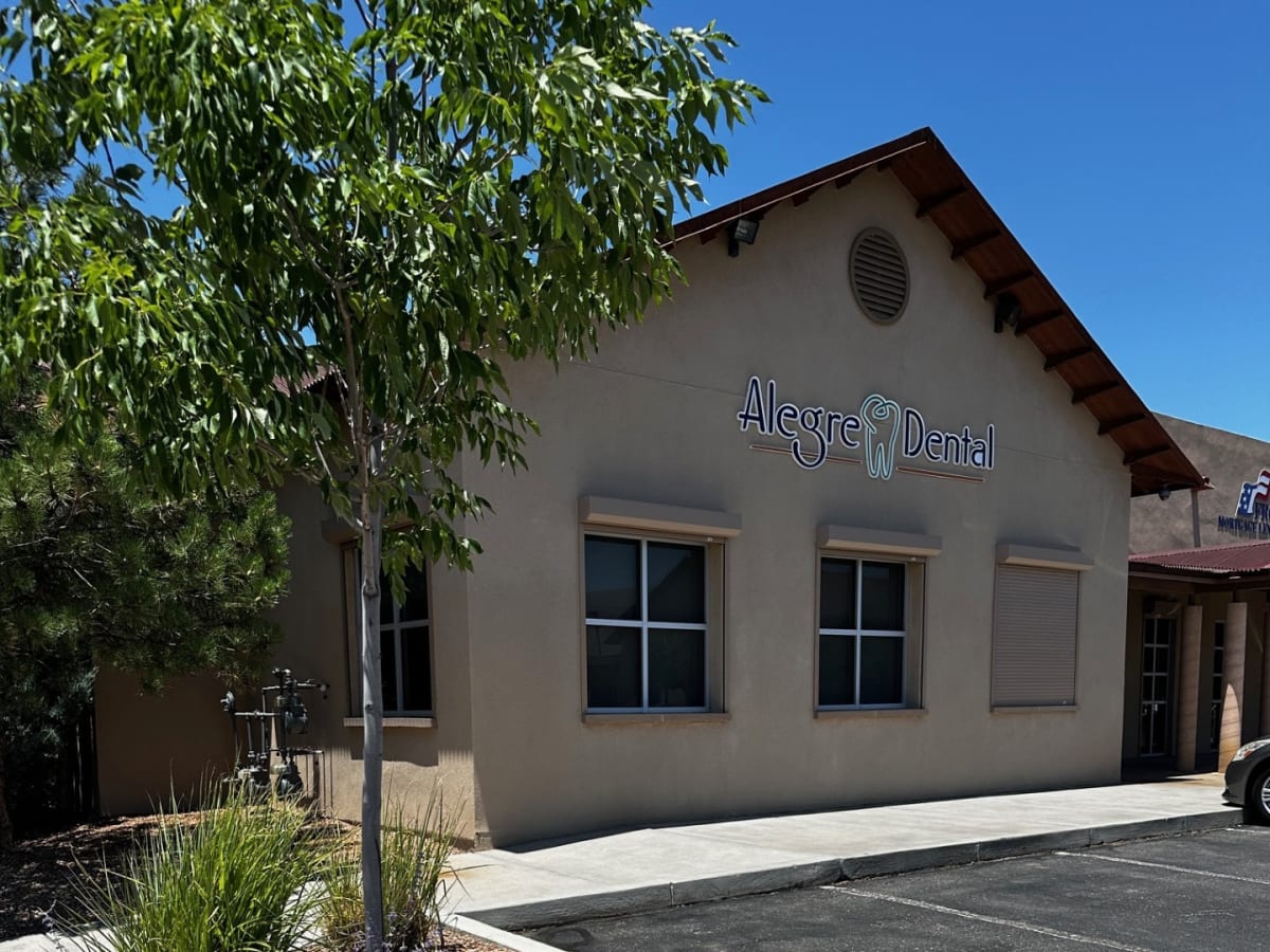 Alegre Dental @ Petroglyphs