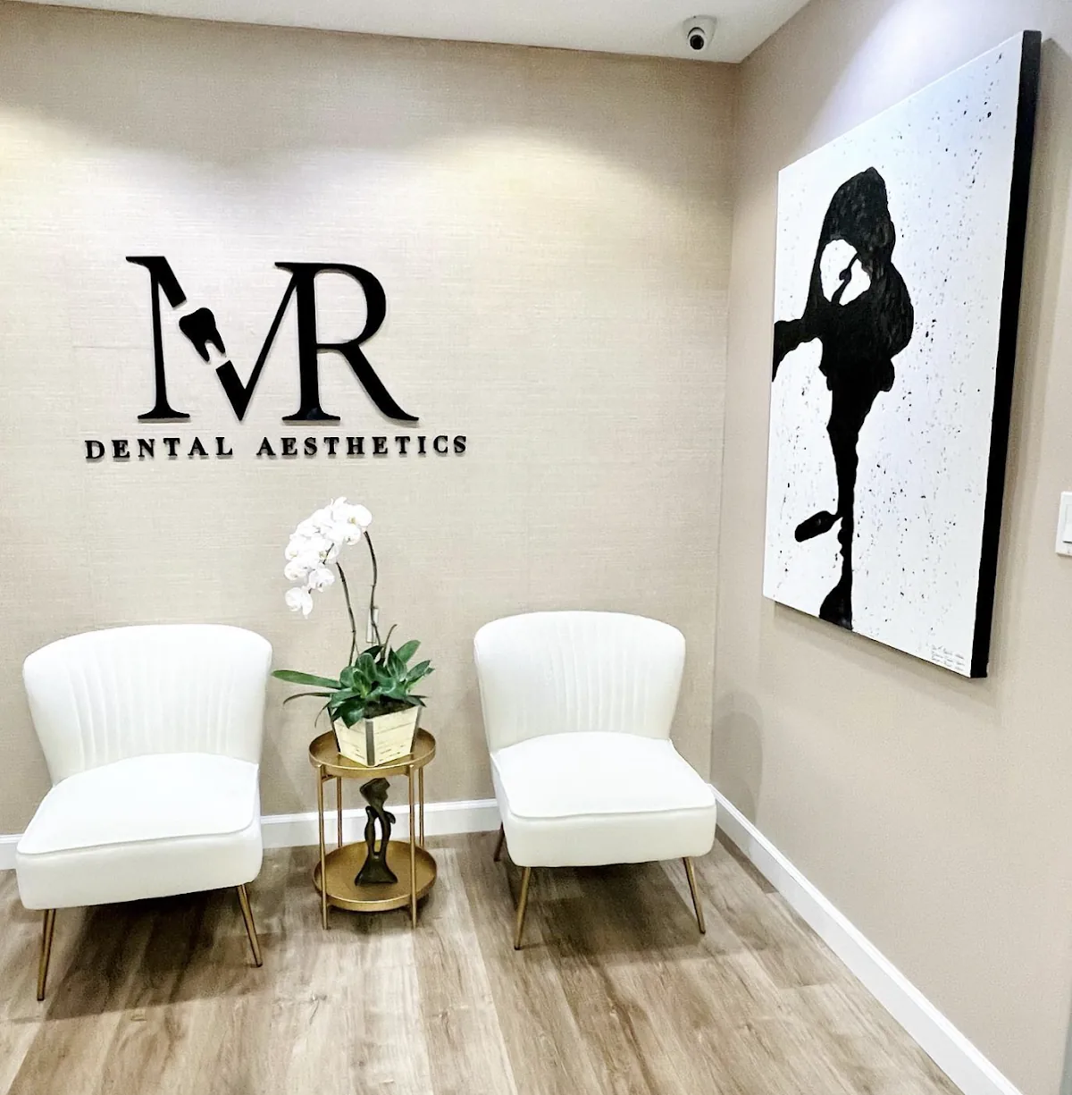 MR Dental Aesthetics photo 3