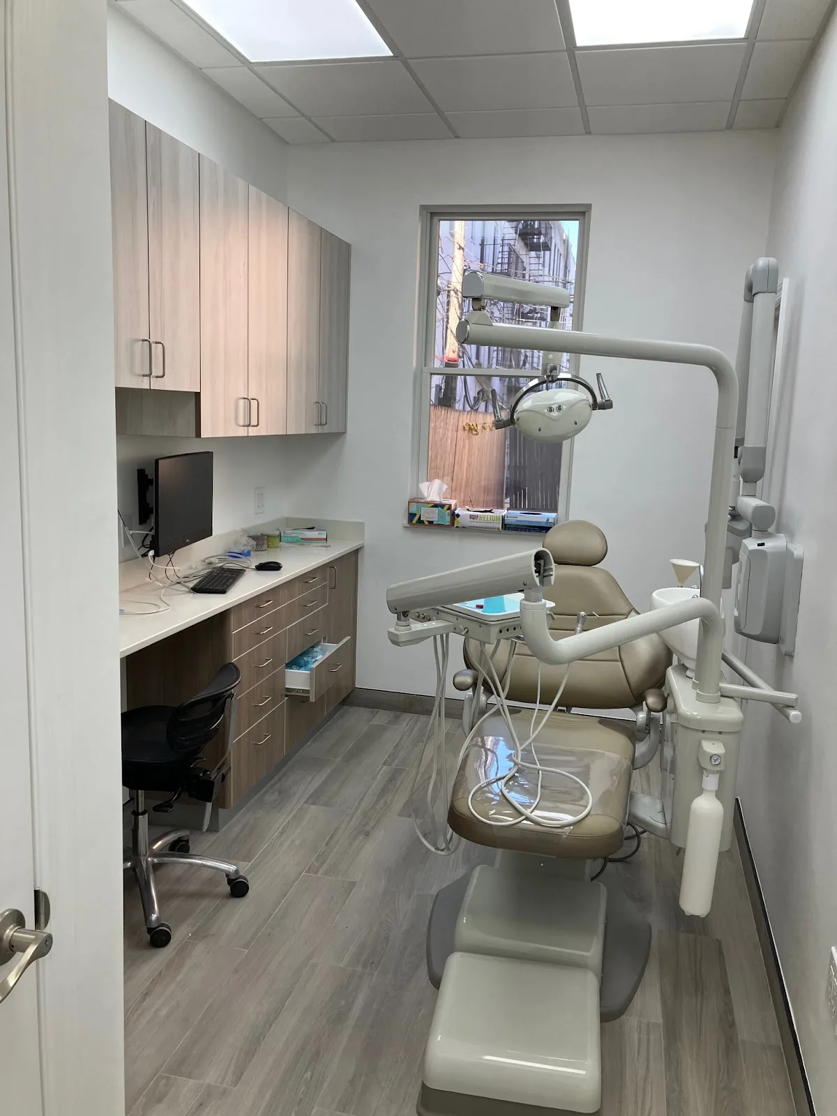 Brooklyn Smile & Dental Implants photo 2