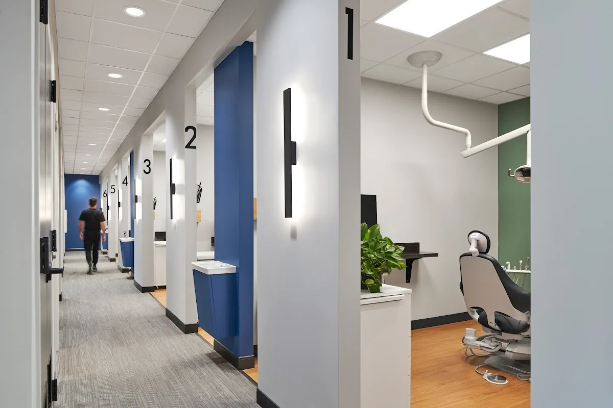 Smilodon Dental + Implants photo 2