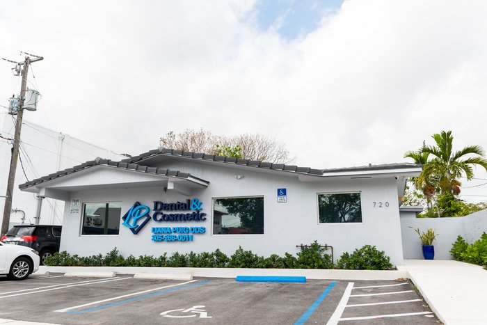 Liana Puig DDS photo 1