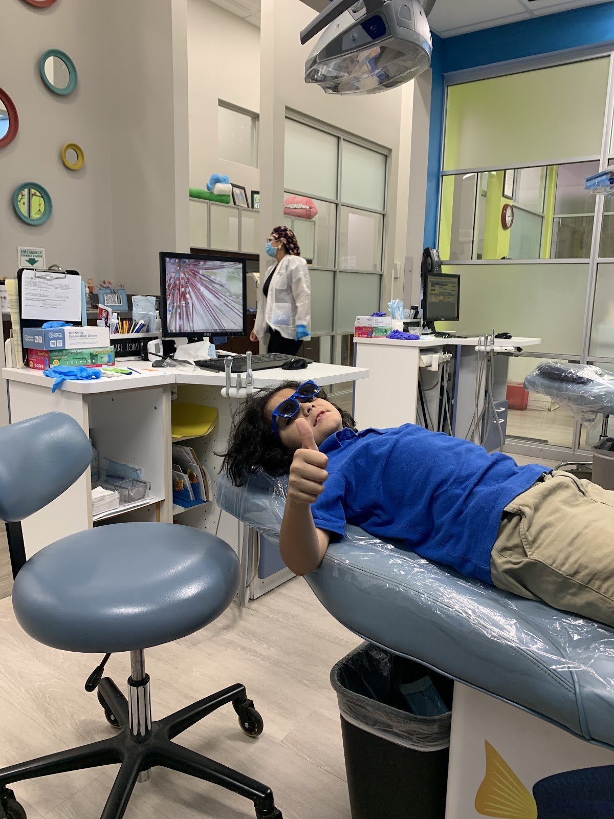 Kids Smile Pediatric Dentistry: Dr. Mauricio Marcushamer, DDS