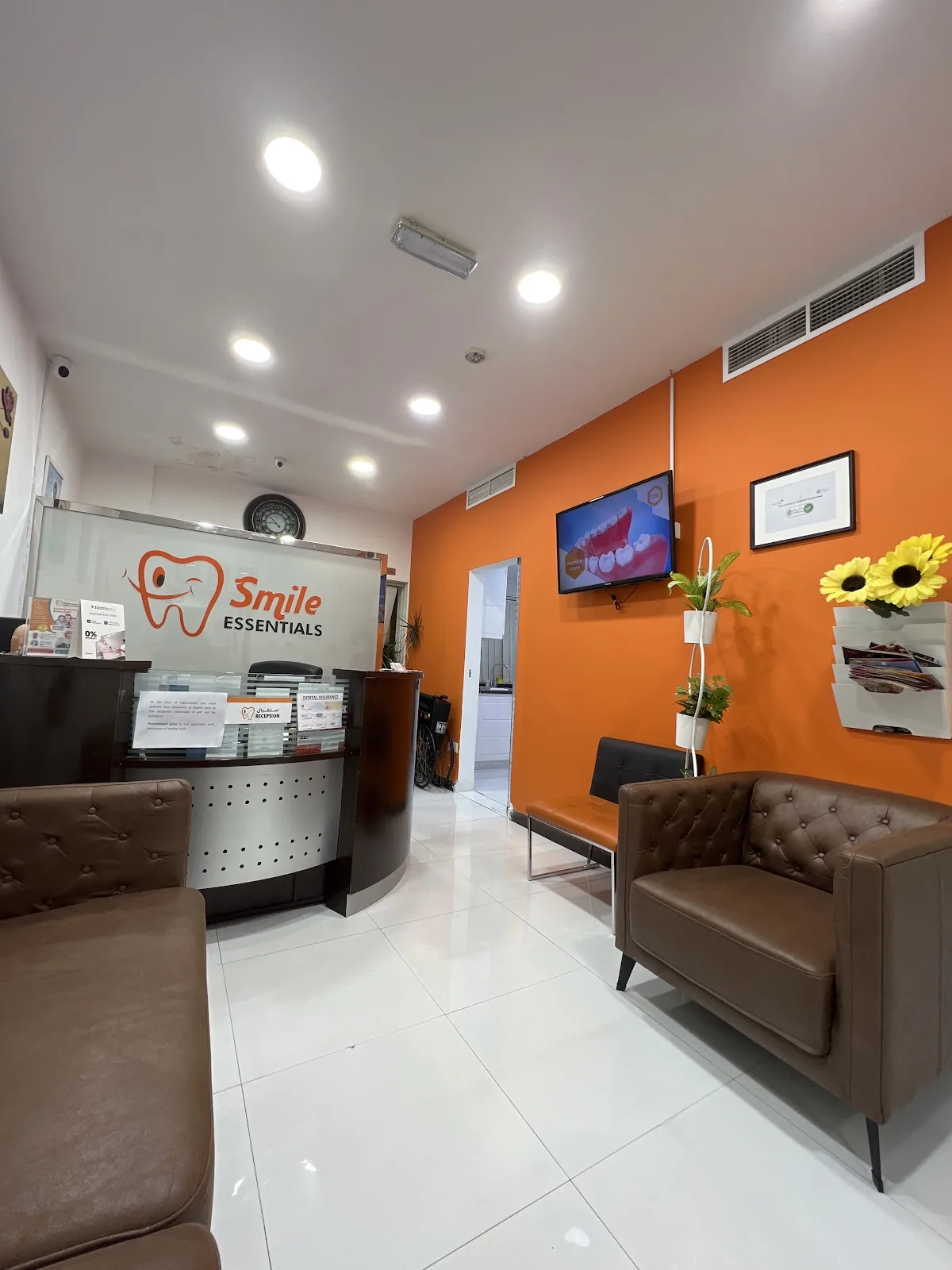 Smile Essentials Dental Clinic Karama photo 1