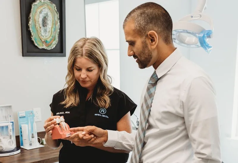 Reveal dental photo 3