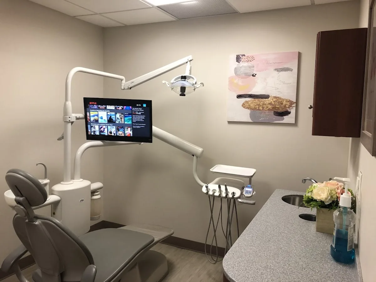 Downtown Dental photo 2