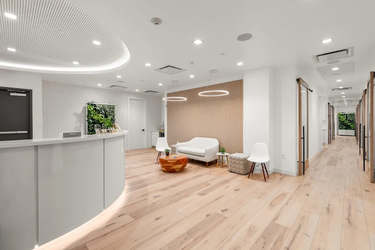 Brooklyn Mint Dental - Dr. Alice Hoang photo 1