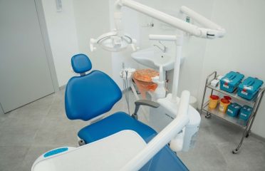 Dr Gobind Agarwal Dental Clinic