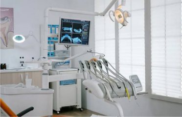 Royal Dental Clinic