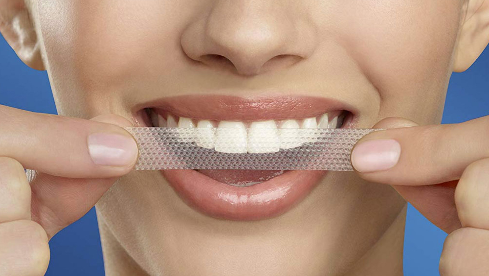 10 Tips When Using Teeth Whitening Strips